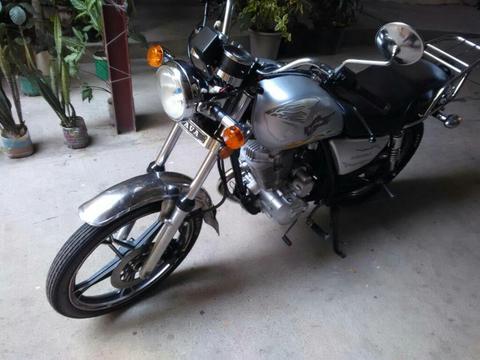 Vendo Moto