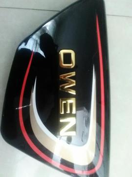 Vendo Tapa Derecha de Owen Negra