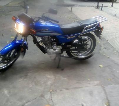 Vendo moto horse año 2016 como nueva !!