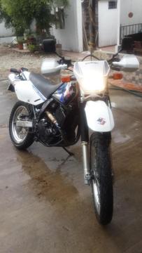 suzuki dr 650