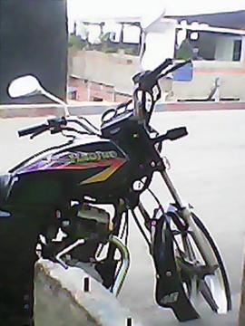 vendo moto hj 2011
