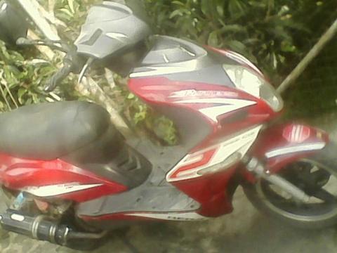 moto bera runner