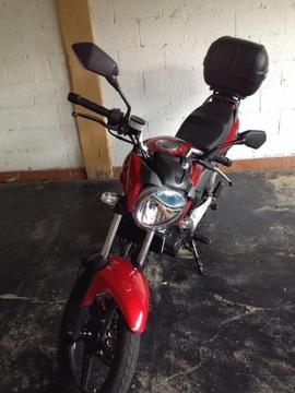 VENDO MOTO SPEED AÑO 2014 COMO NUEVA