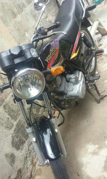 Vendo Moto Hj