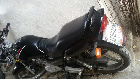Se Vende Moto en