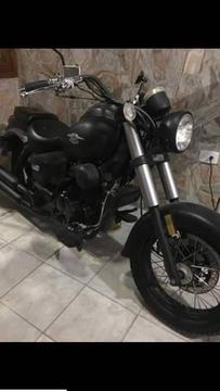 SE VENDE MOTO NUEVA A ESTRENAR