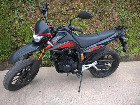 Moto Loncin Rover