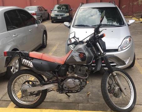 Suzuki Dr