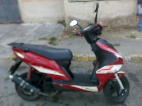 se vende bera runner año 2013 en 90 mil en