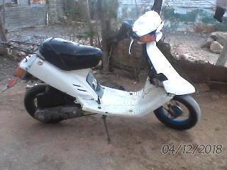 se vende moto yamaha