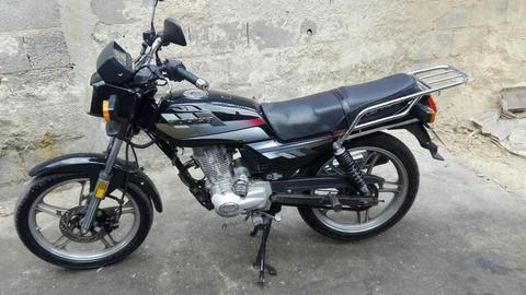 Vendo Moto en Buen Estado