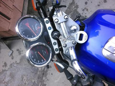 Moto En125 Suzuki