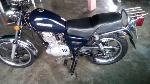 se vende moto en muy buenas condiciones