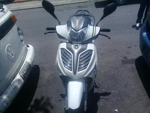 Vendo Moto