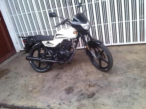 Se Vende Um Año 2013 en Buen Estado