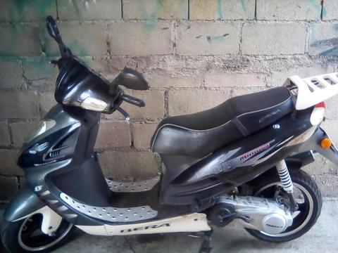 Vendo Moto Bera Mustan 150cc