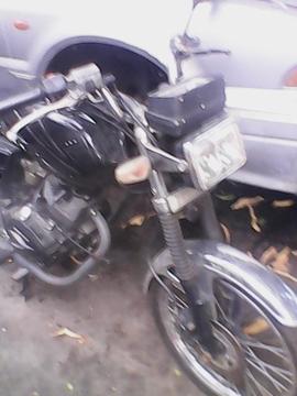 se vende moto bera 150sincronica