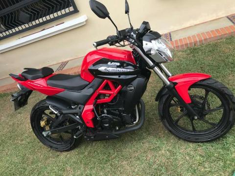 Moto Um Xtrees 230