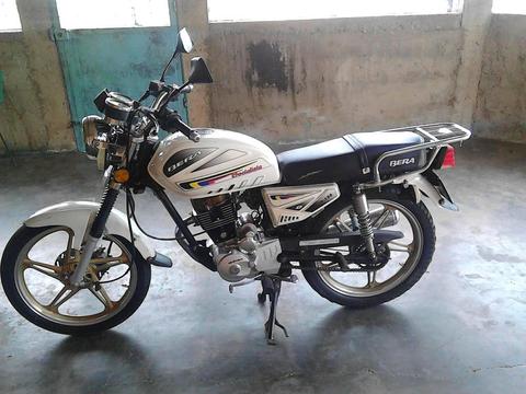 Vendo moto bera