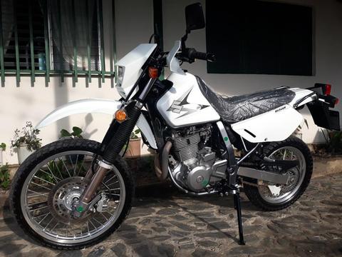 Vendo O Cambio Suzuki Dr 650. Impecable