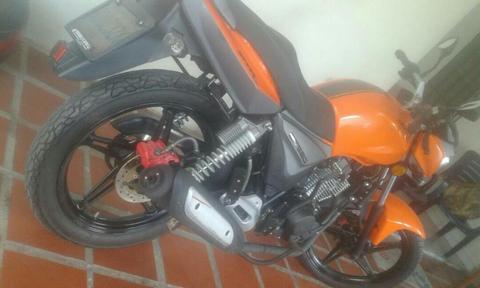 Se Vende Empire 200