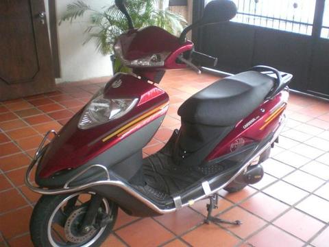 Moto MD Cardenal Haojin 125cc. con maleta