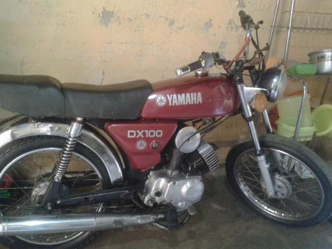 Yamaha Dx100