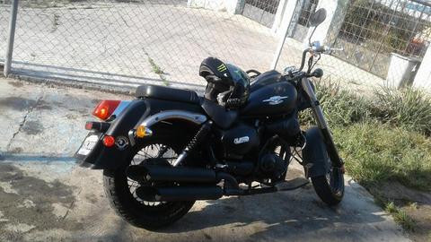 Cambio por Carro Moto Renegado Y Tlf J3