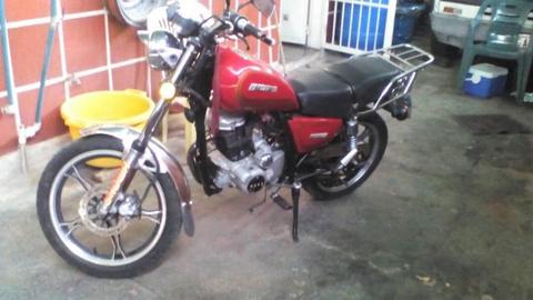 vendo moto bera 200