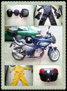 se vende moto 250cc