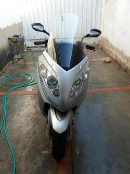 Moto Skygo Executive 250