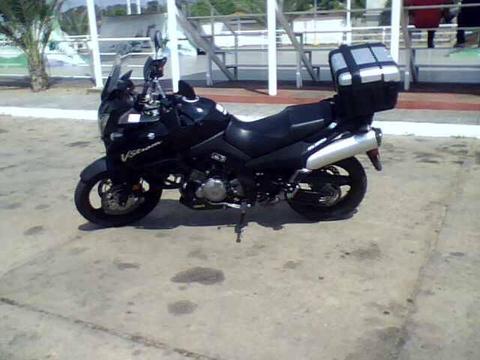 suzuki vstrong 1000 año 2014 ** IMPECABLE VARIOS EXTRAS **