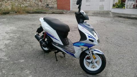 Moto Automatica Bera Runner 2013