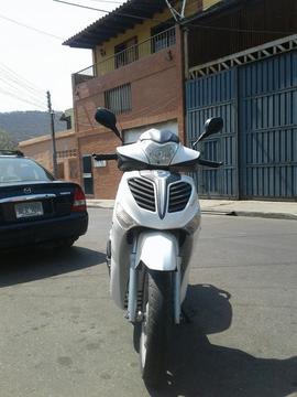 Moto Hulo 2013 Tlf 04148067153