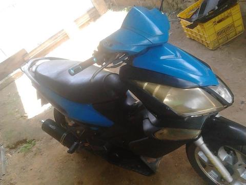 vendo moto bera cobra