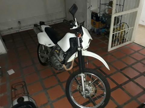 Suzuki Dr