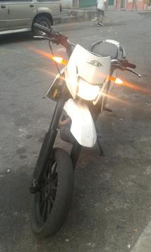 Vendo Dt Bera 200rr 2012