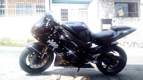 vendo yamaha R1 año 1998