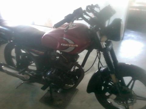 VENDO MOTO BERA SICIALISTA