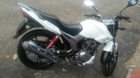 Vendo Moto