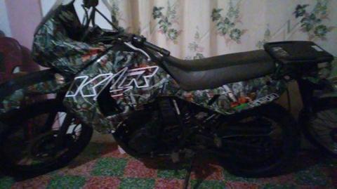 KLR 2014 Camuflajeada !BARATA! 04142524017