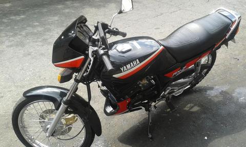 Vendo o cambio yamaha modelazo 135