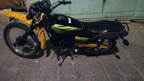 se vende 115 yt yamaha