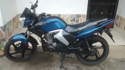 Vendo Linda Moto Brz 200