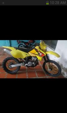 Vendo Moto Suzuki