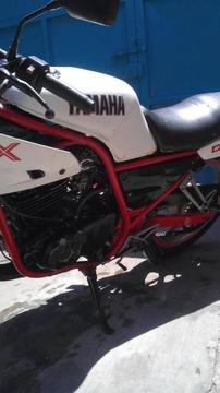Yamaha srx 250 barata