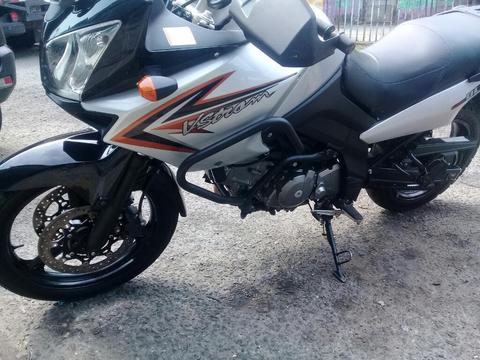 Vendo O Cambio Vstrom 2012 Impecable por