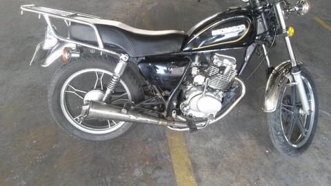 a la venta bonita moto skygo