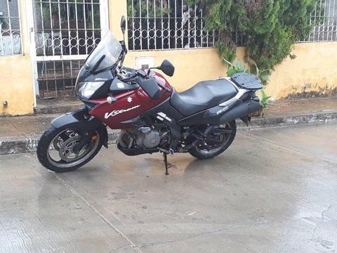 Se vende Vstrom 1000cc 2006 negociable