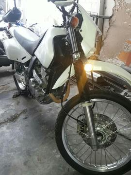 Vendo Dr 650 Cc 2014 Suzuki